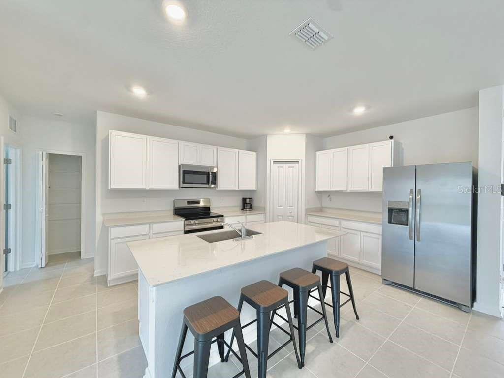 HUNT CLUB GROVES 40S - Residential