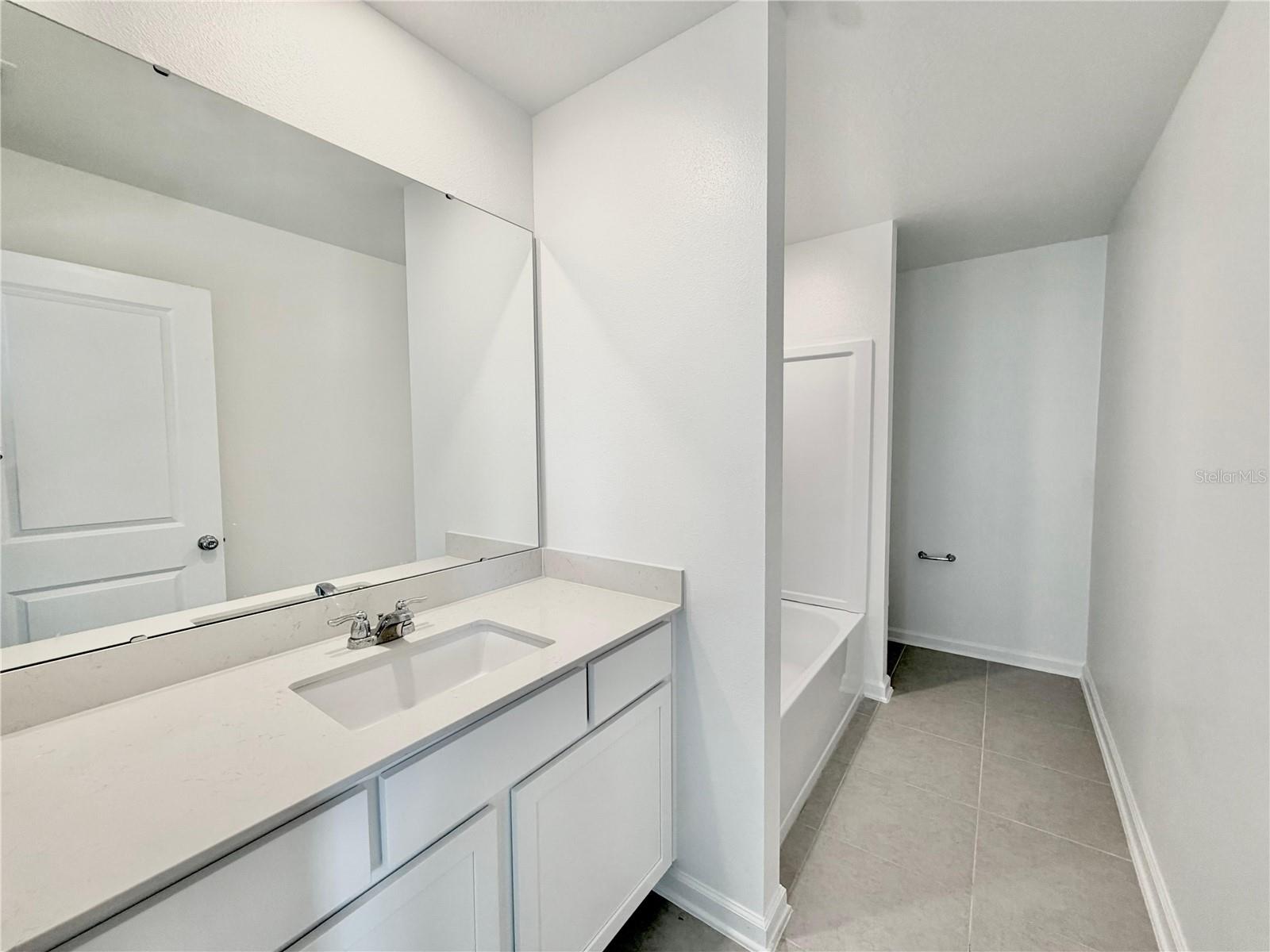 HUNT CLUB GROVES 40S - Residential