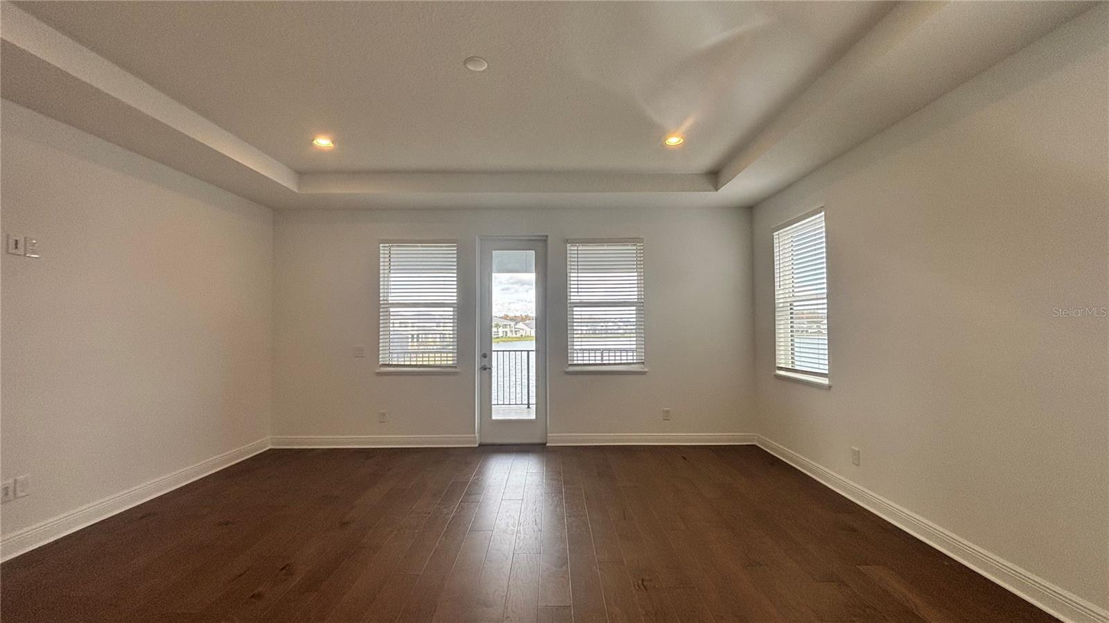 LAUREL POINTE PH 1 - Residential