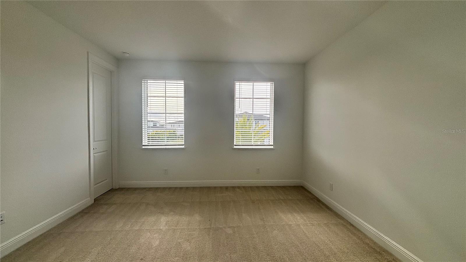 LAUREL POINTE PH 1 - Residential