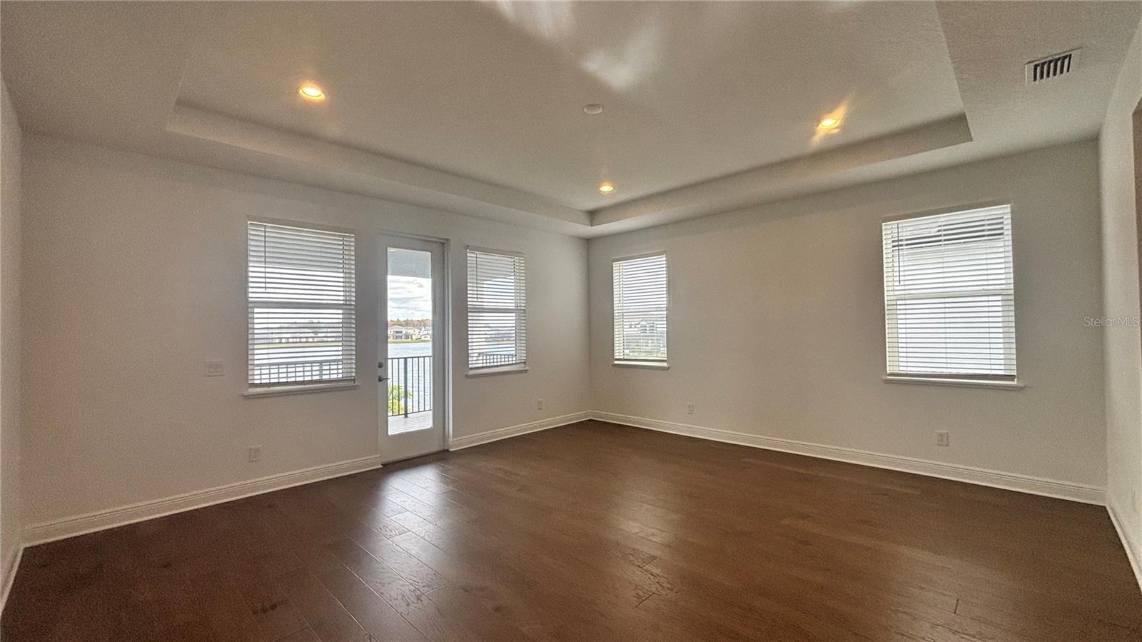 LAUREL POINTE PH 1 - Residential