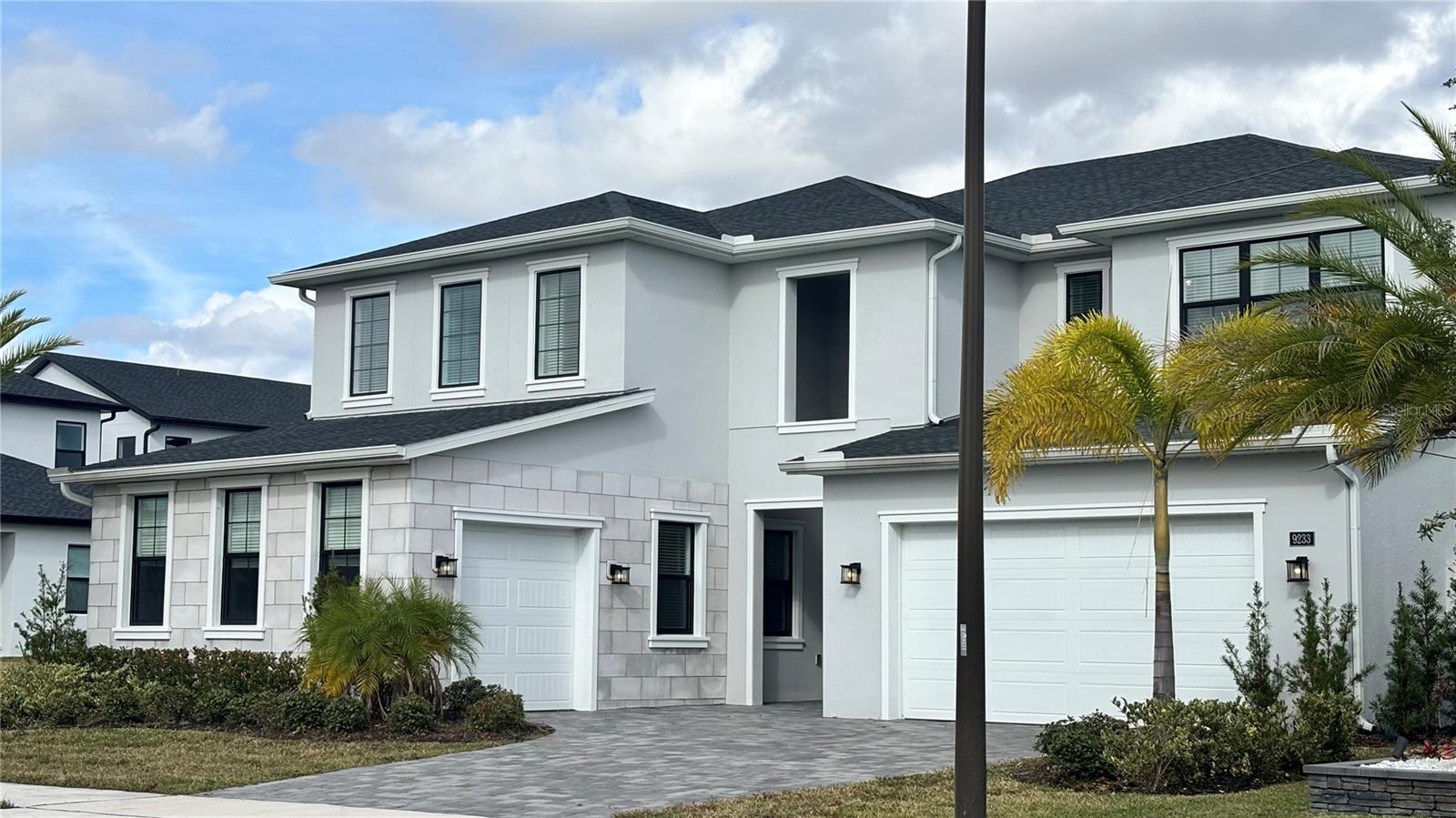 LAUREL POINTE PH 1 - Residential