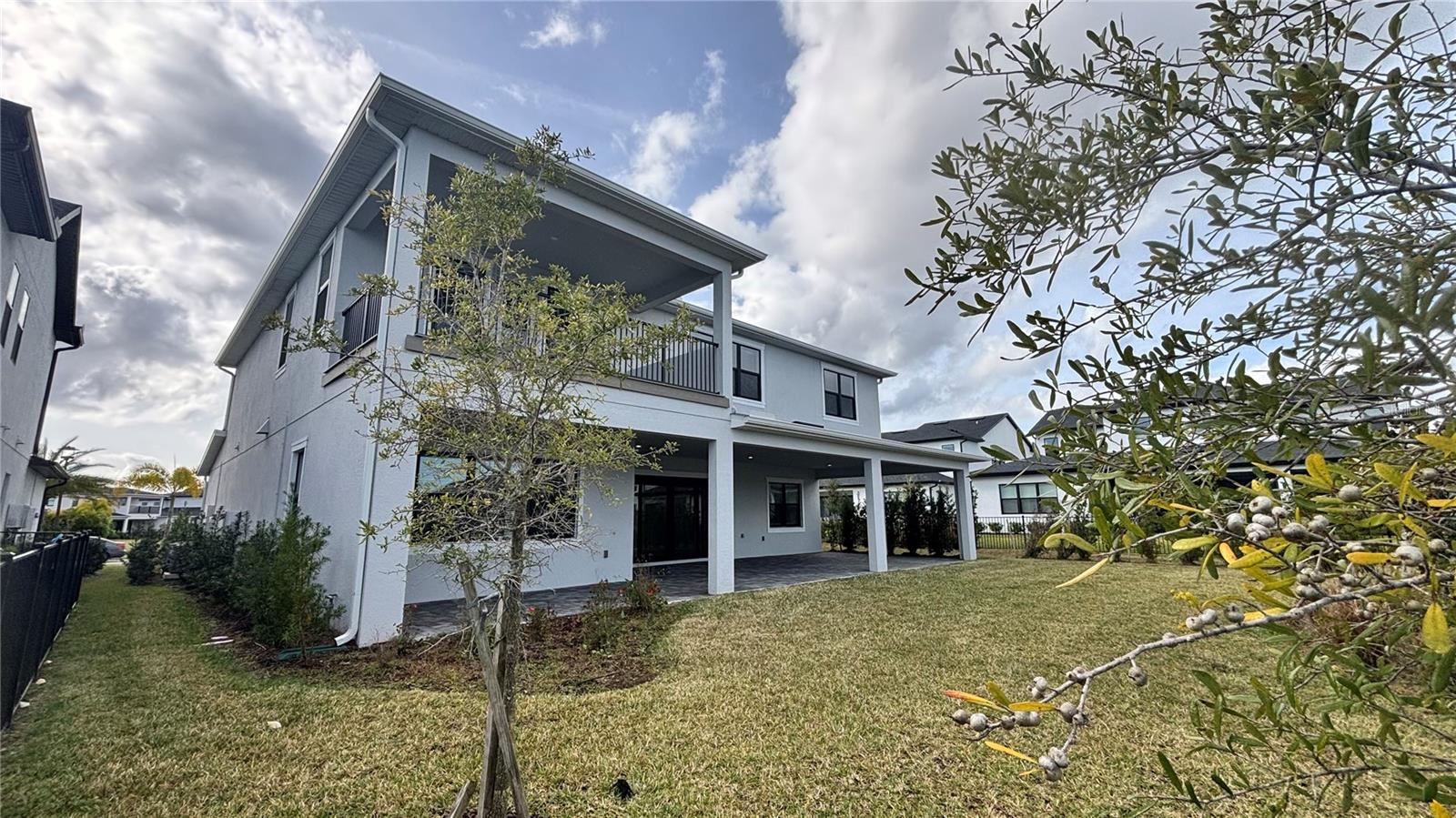 LAUREL POINTE PH 1 - Residential