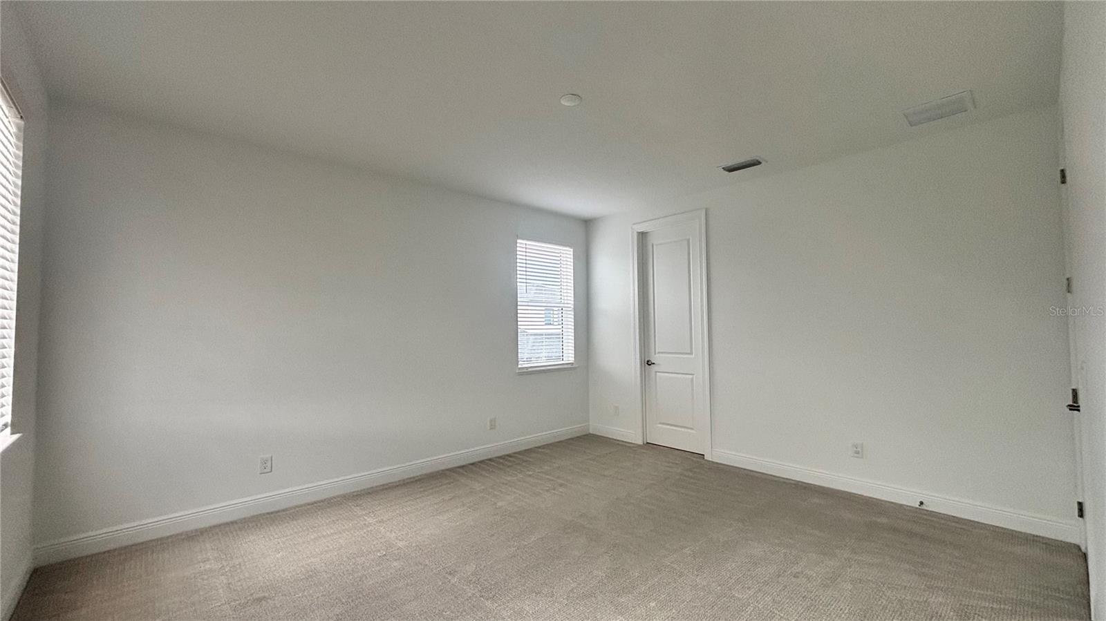 LAUREL POINTE PH 1 - Residential