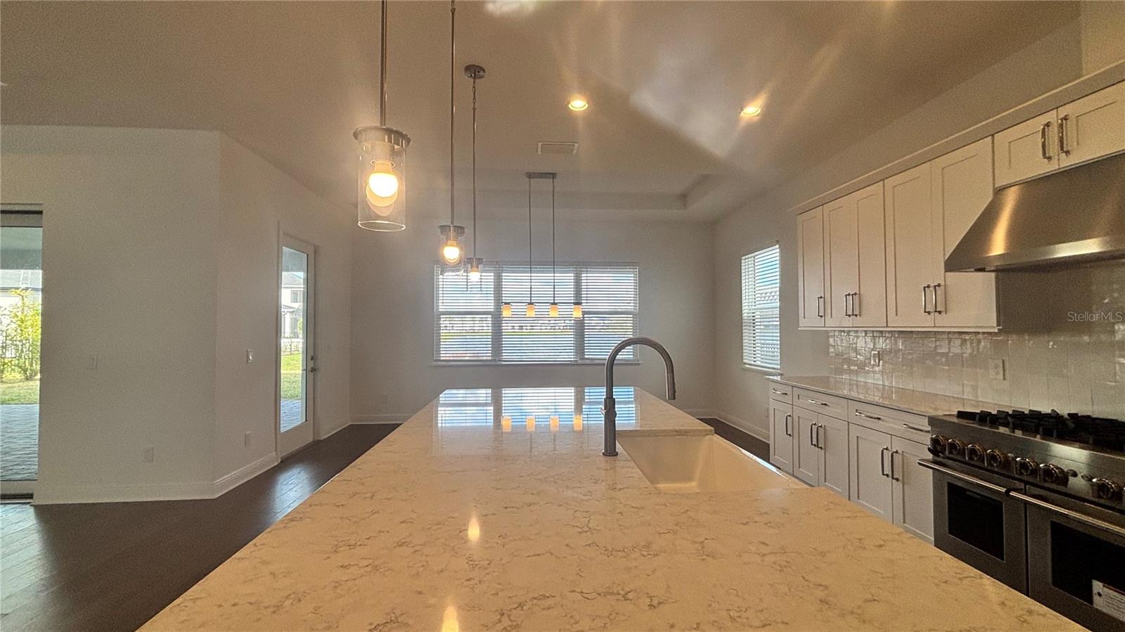 LAUREL POINTE PH 1 - Residential