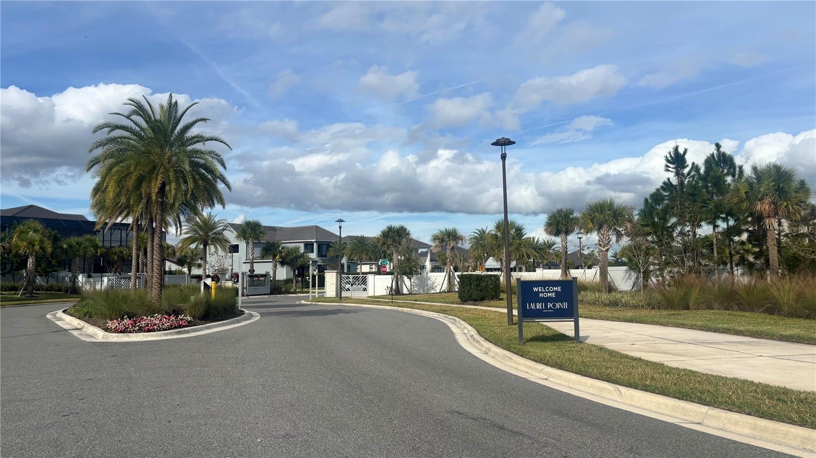 LAUREL POINTE PH 1 - Residential