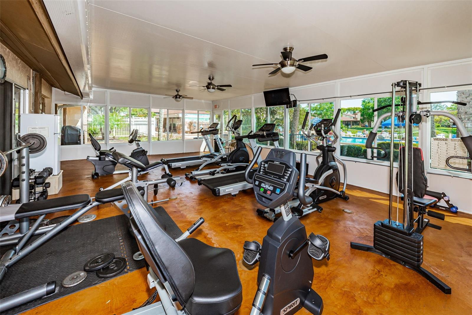 BEACON LAKES CONDO 05 01 - Residential