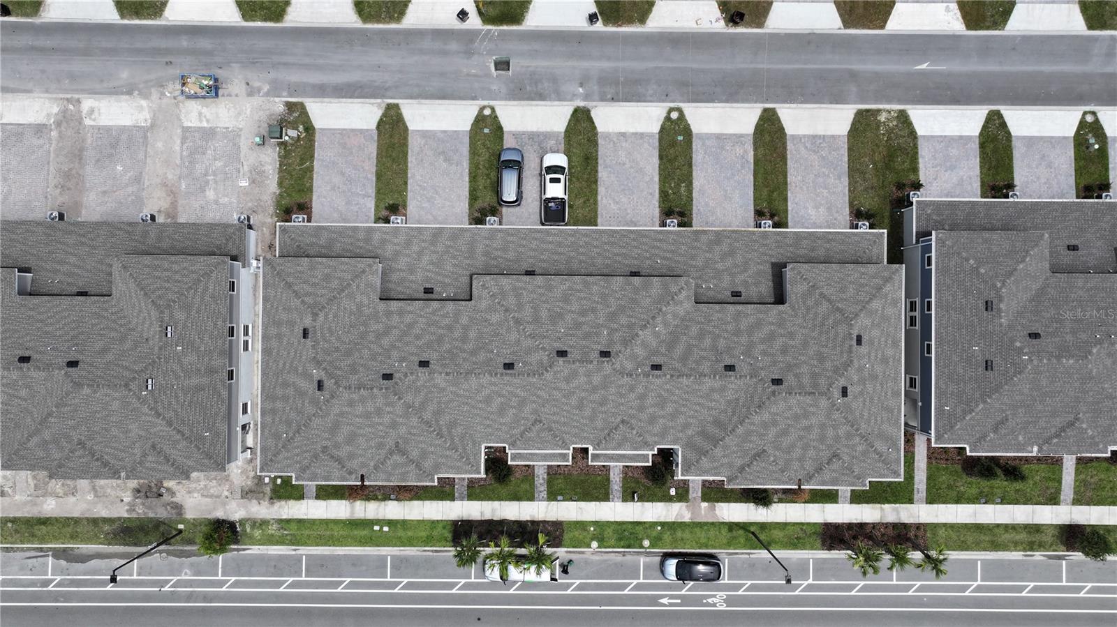CROSSPRAIRIE 25 TH - Residential Lease