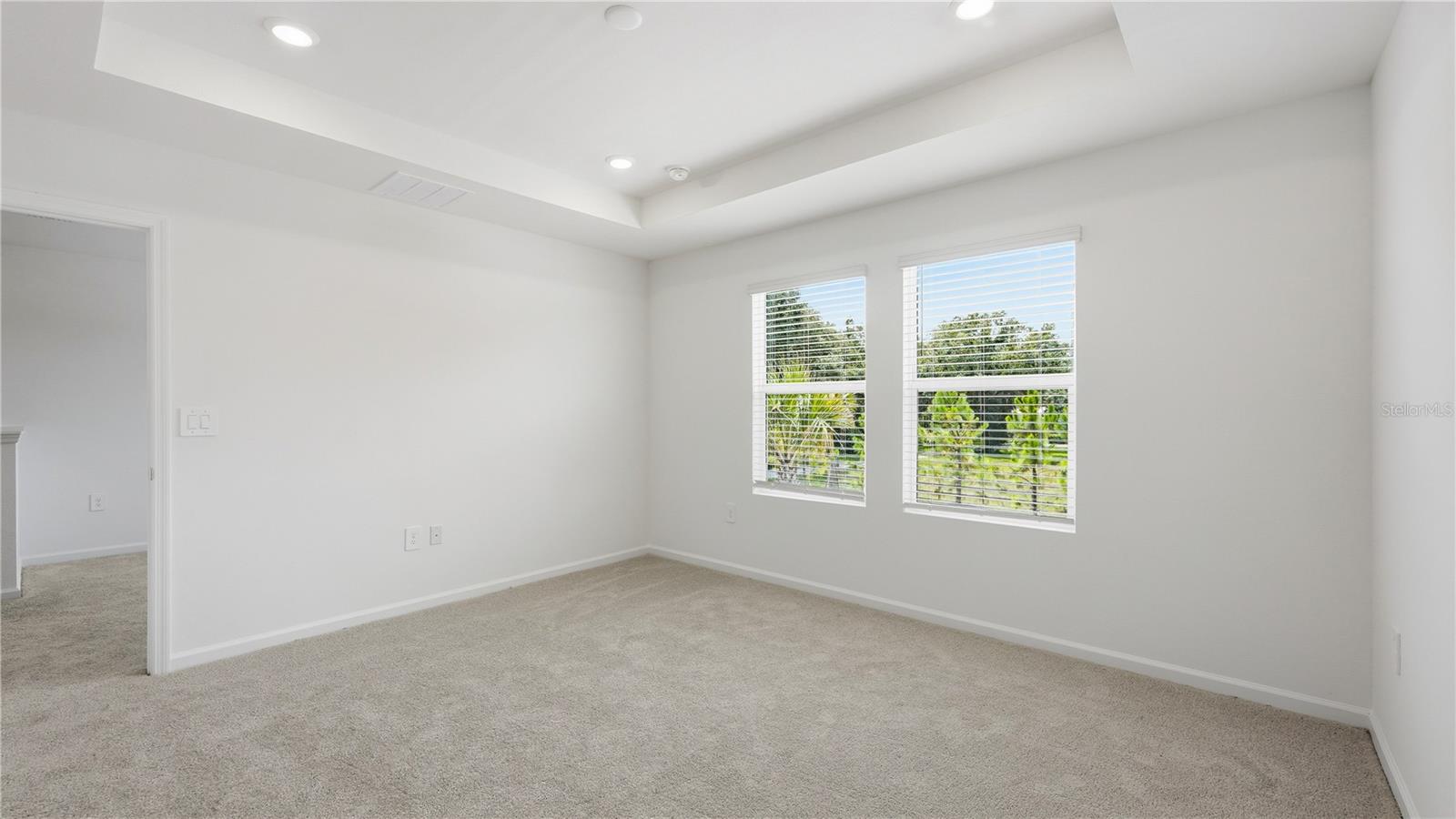 CROSSPRAIRIE 25 TH - Residential Lease