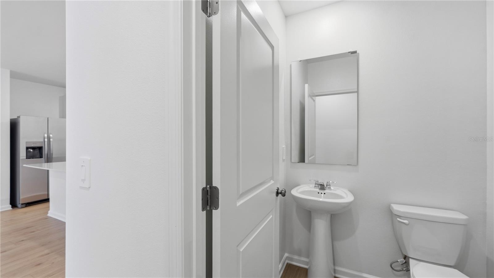 CROSSPRAIRIE 25 TH - Residential Lease