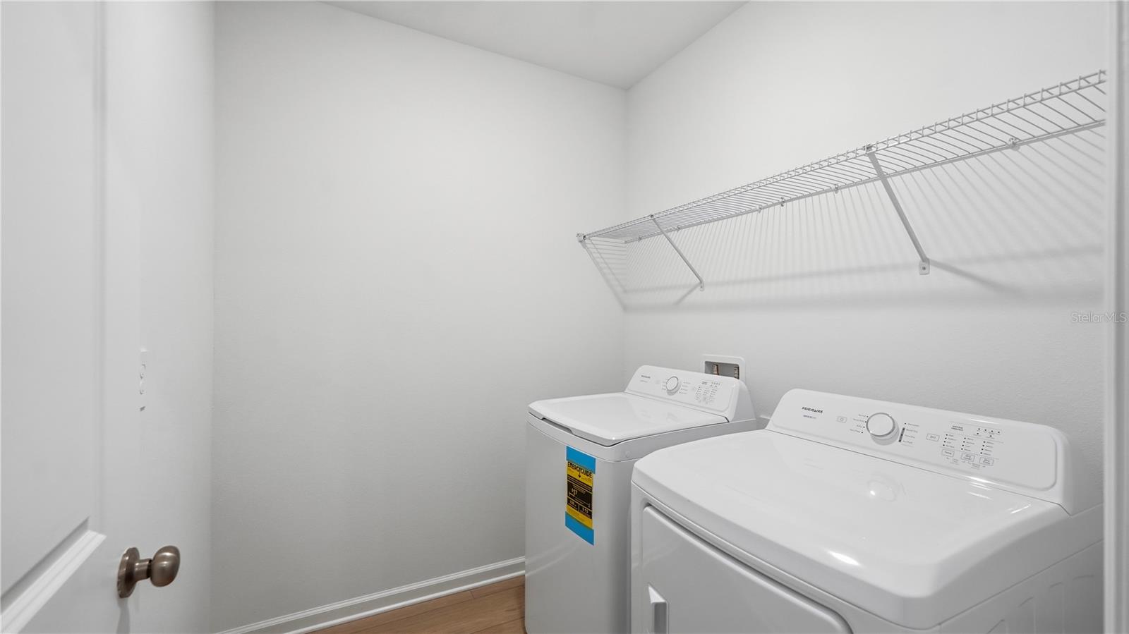 CROSSPRAIRIE 25 TH - Residential Lease