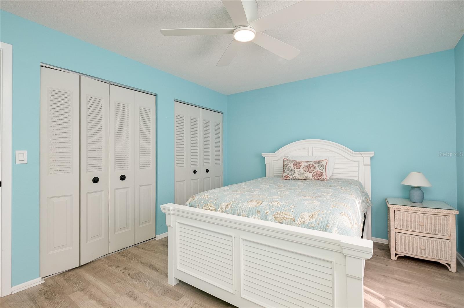 MISSION LAKES - Residential