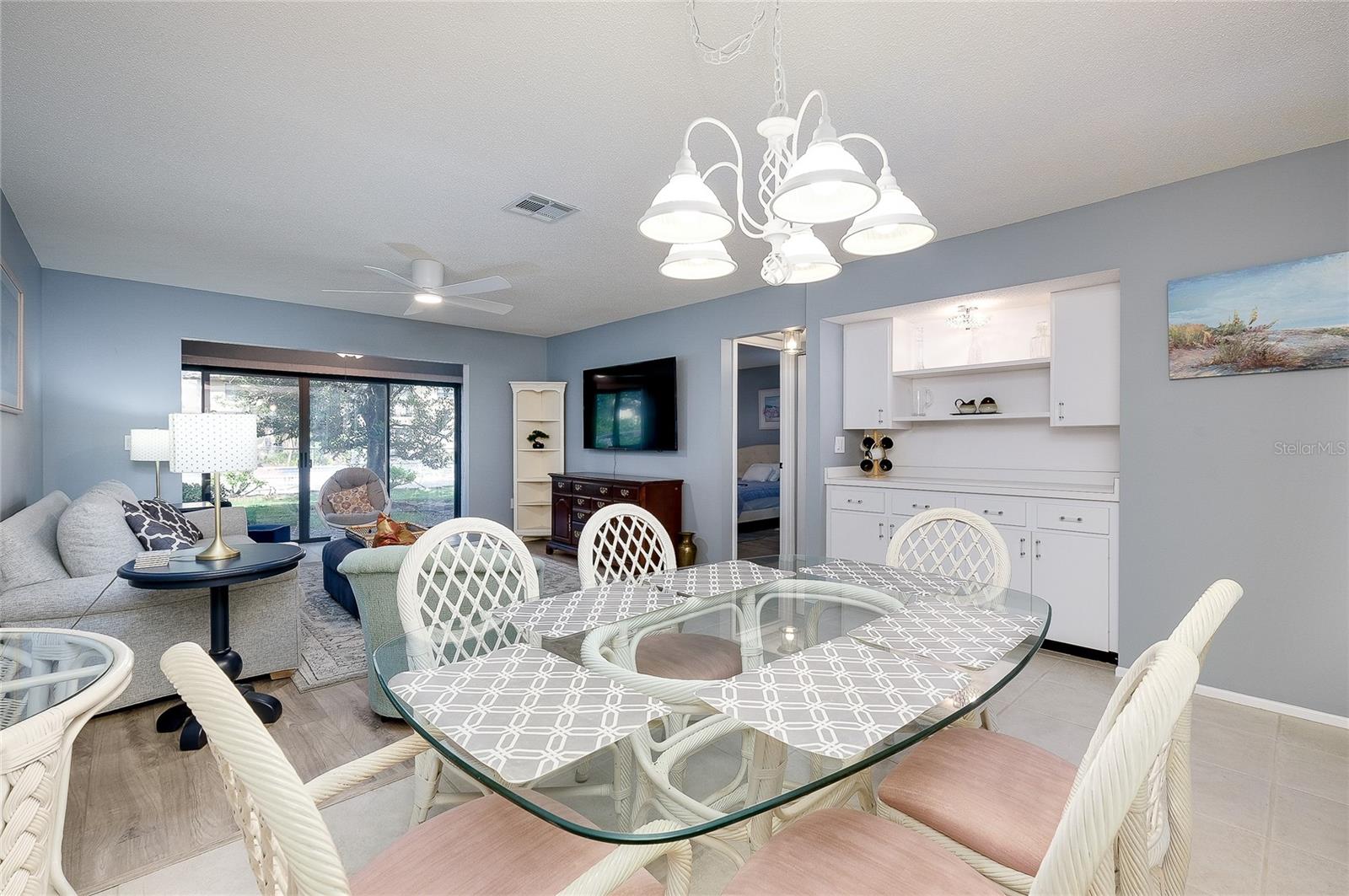 MISSION LAKES - Residential