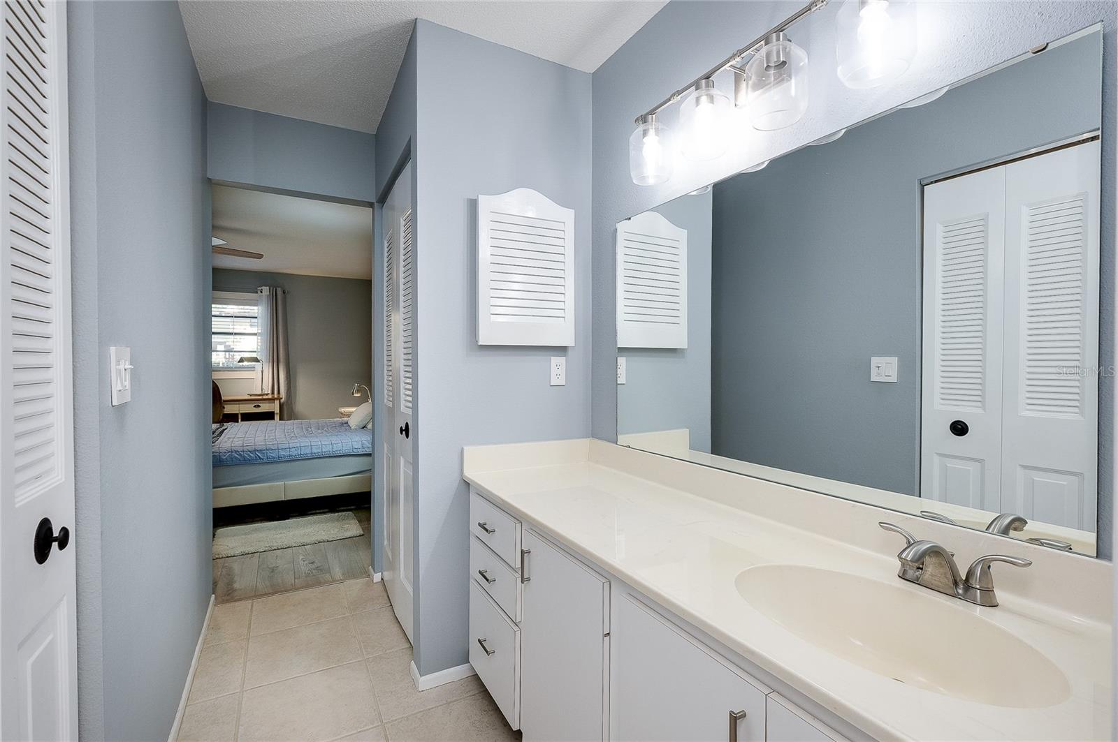 MISSION LAKES - Residential