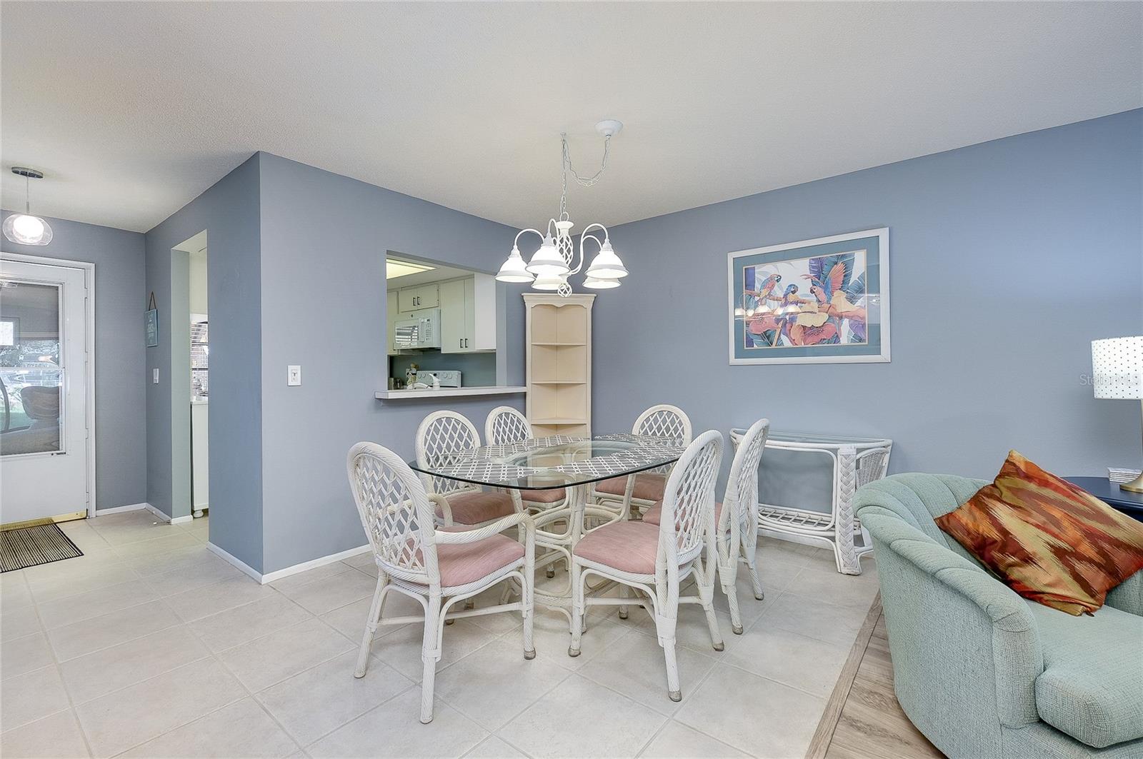 MISSION LAKES - Residential