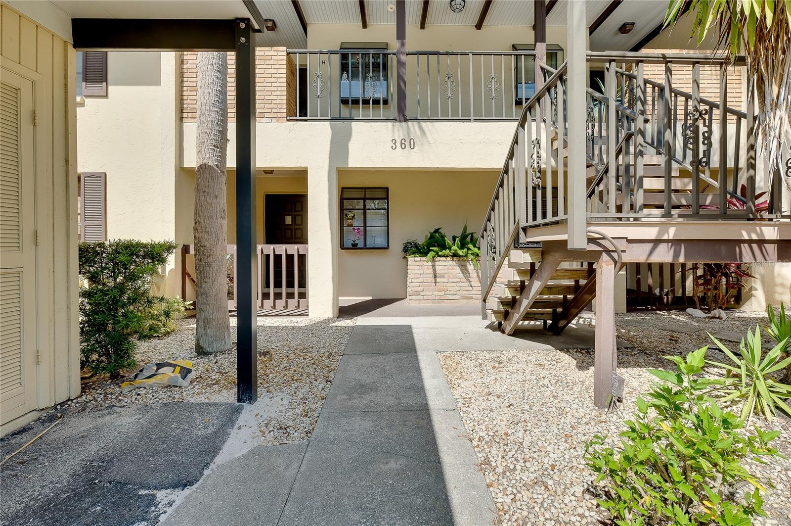 MISSION LAKES - Residential