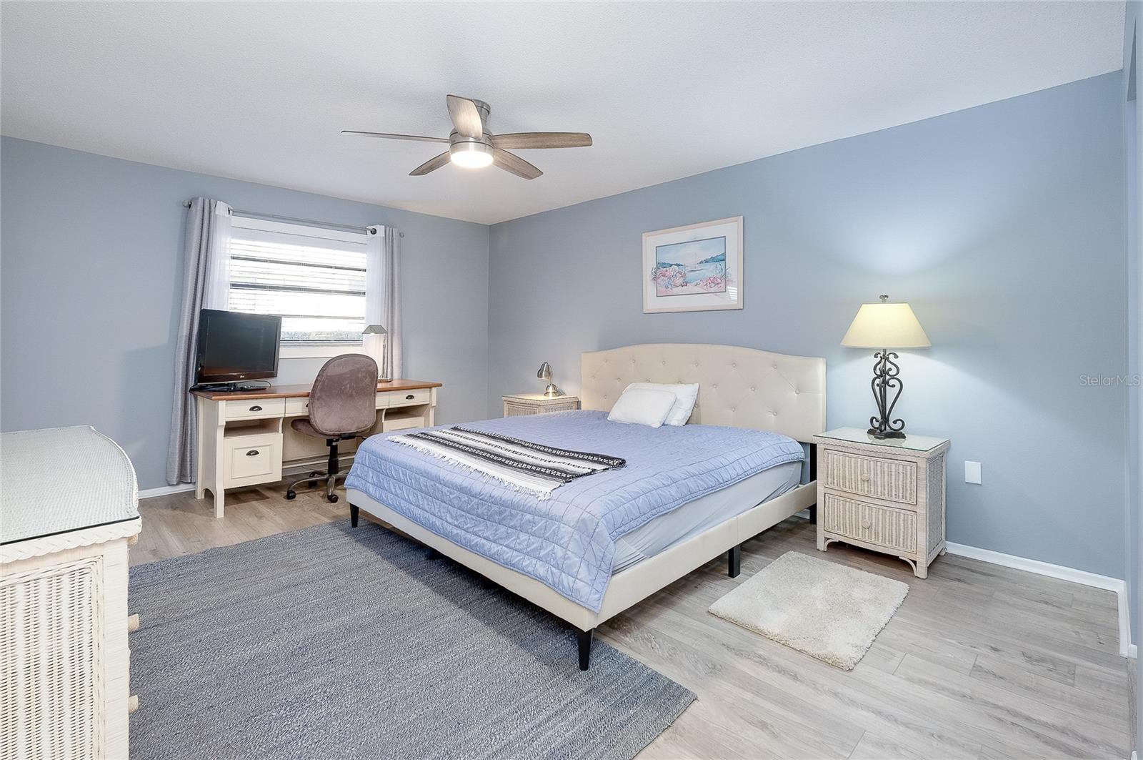 MISSION LAKES - Residential