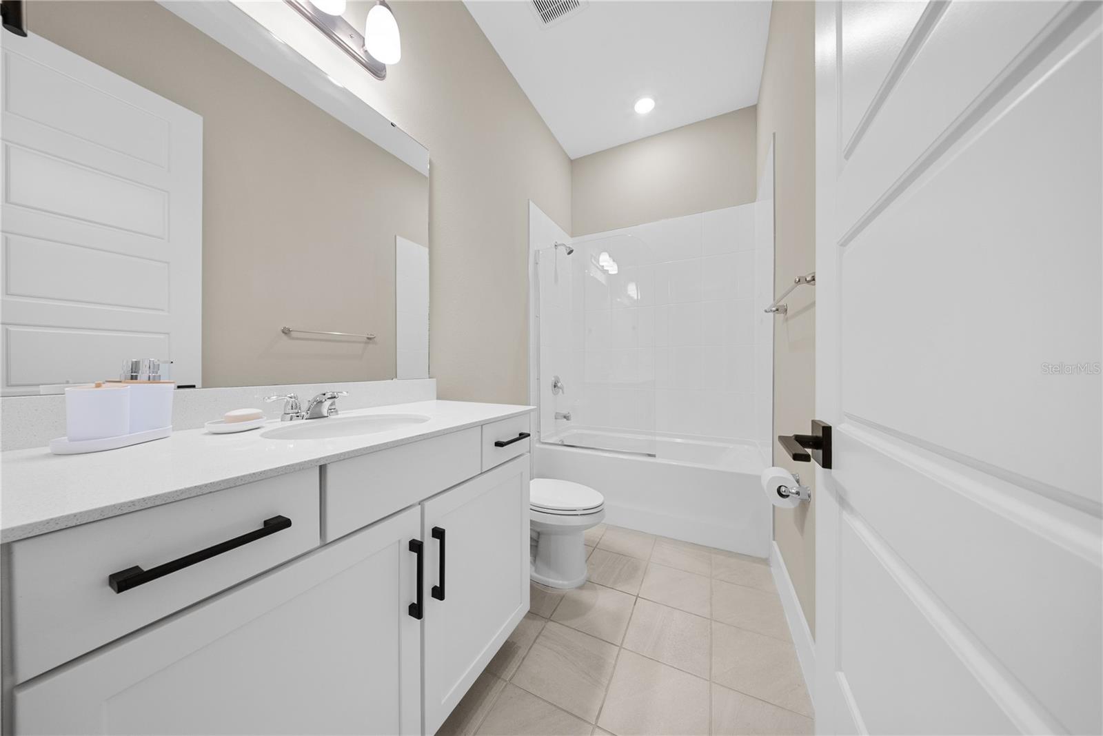 SILVERLEAF RESERVE/HAMLIN PH 2 - Residential Lease