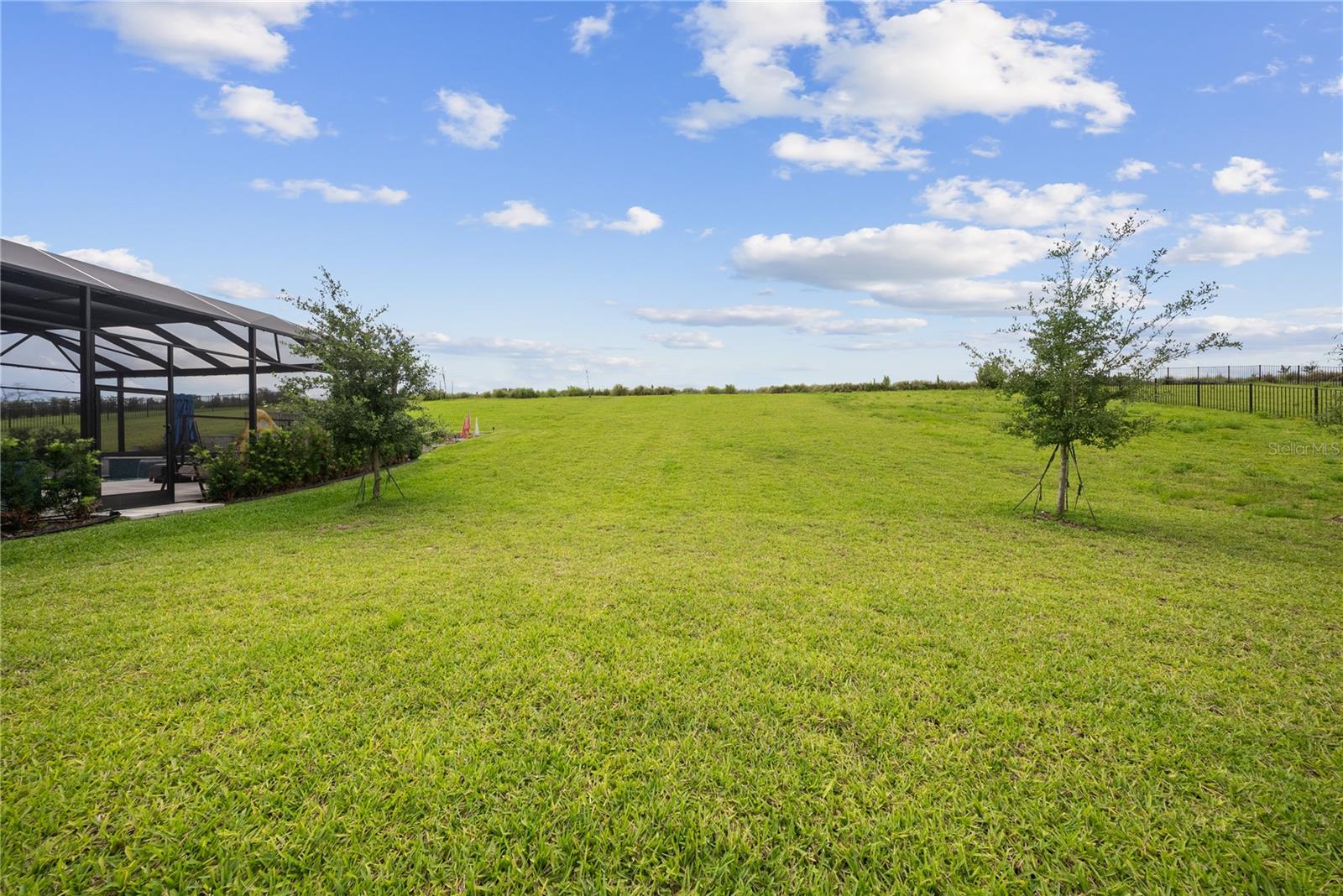 SILVERLEAF RESERVE/HAMLIN PH 2 - Residential Lease