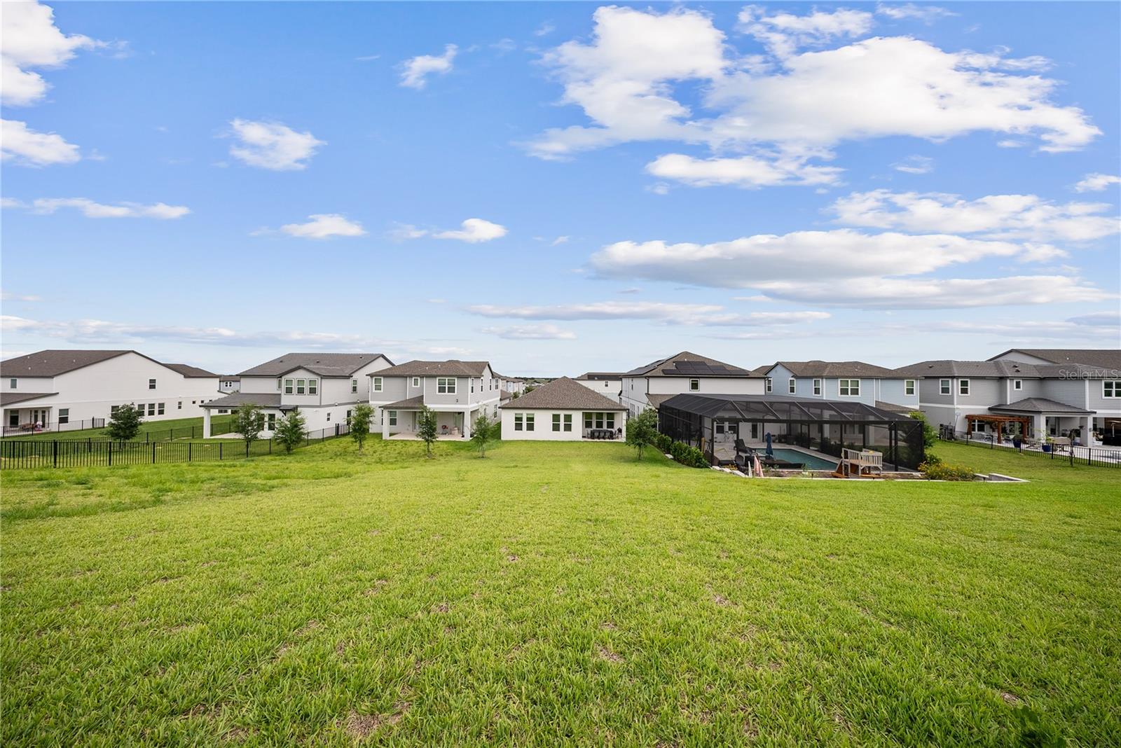 SILVERLEAF RESERVE/HAMLIN PH 2 - Residential Lease