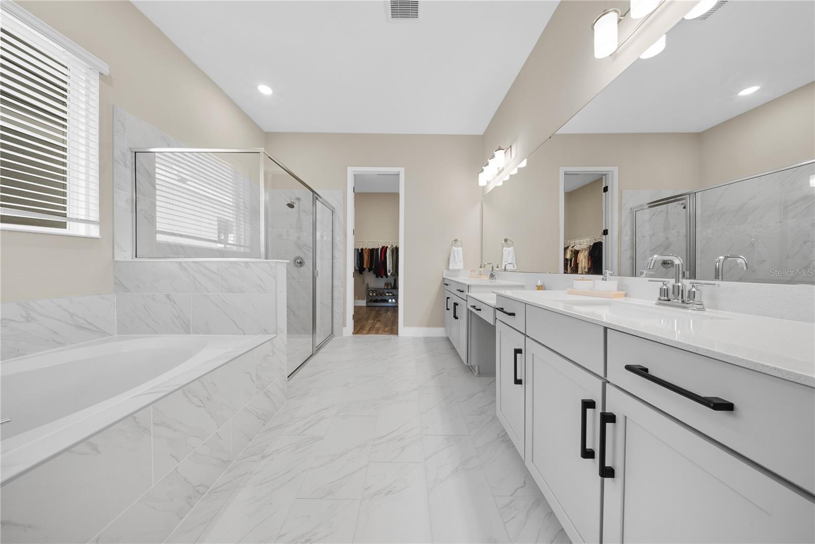 SILVERLEAF RESERVE/HAMLIN PH 2 - Residential Lease