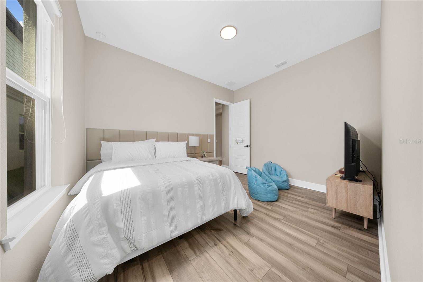 SILVERLEAF RESERVE/HAMLIN PH 2 - Residential Lease