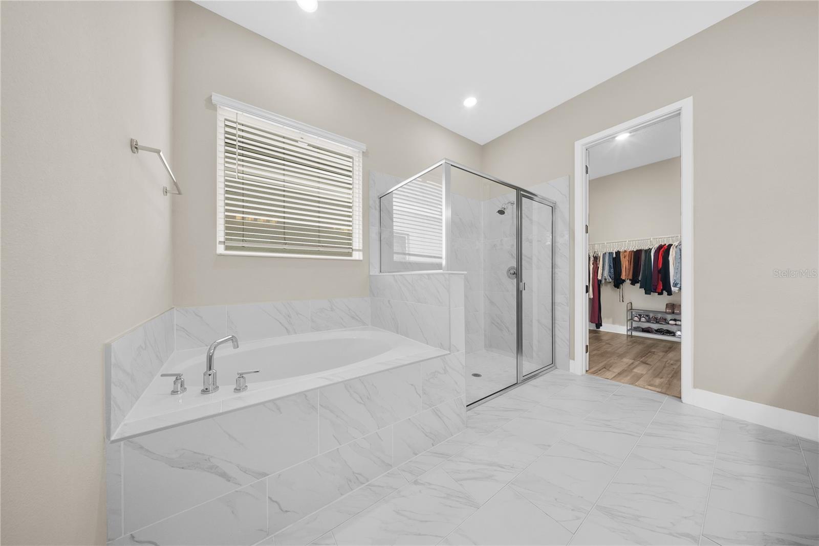 SILVERLEAF RESERVE/HAMLIN PH 2 - Residential Lease