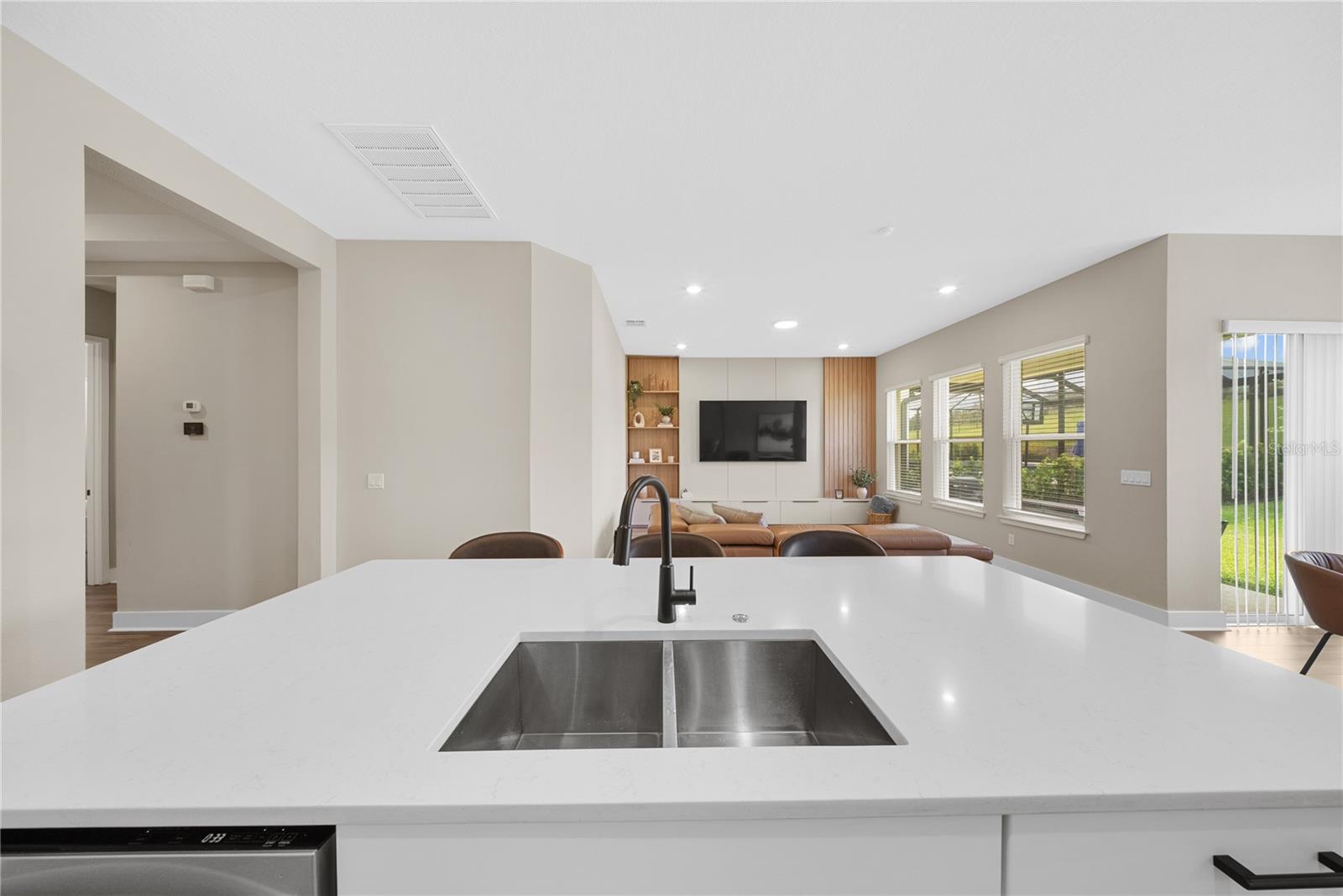 SILVERLEAF RESERVE/HAMLIN PH 2 - Residential Lease