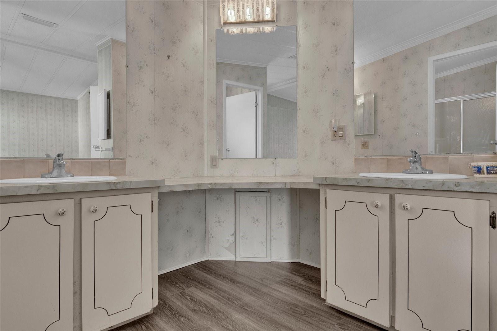 TIMBERWOODS ESTATES - Residential