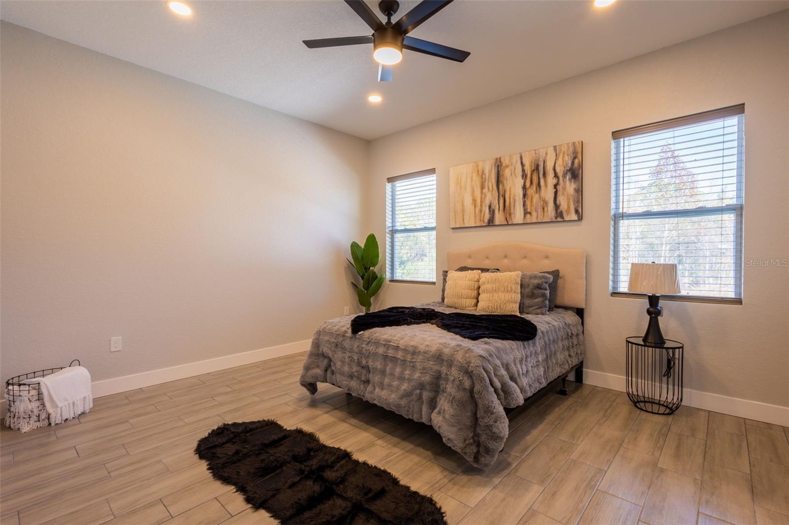 SUNSHINE RANCHES #2 - Residential Lease