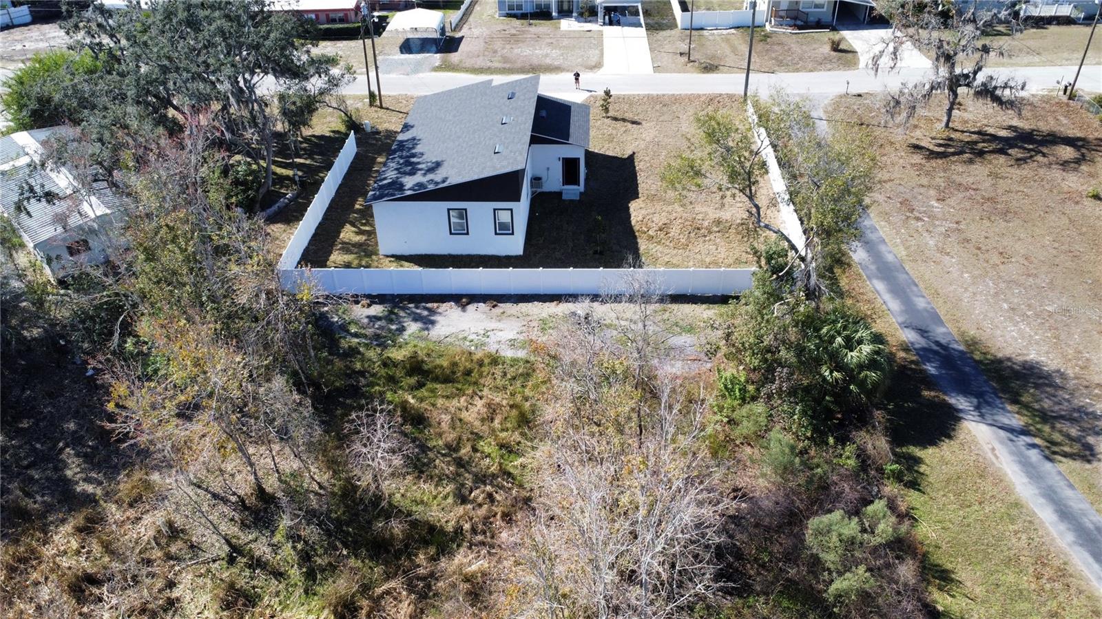 SUNSHINE RANCHES #2 - Residential Lease
