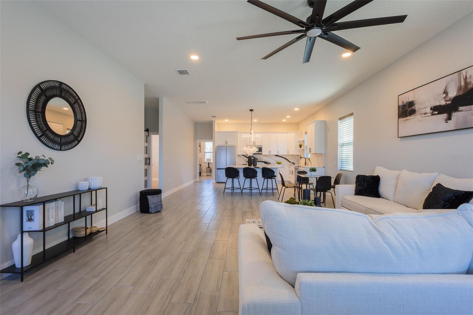 SUNSHINE RANCHES #2 - Residential Lease
