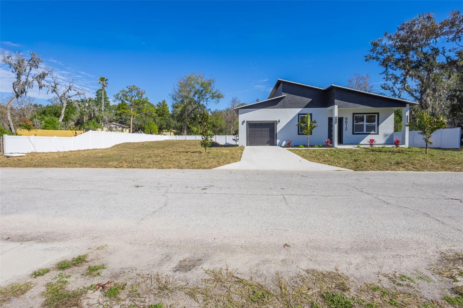 SUNSHINE RANCHES #2 - Residential Lease