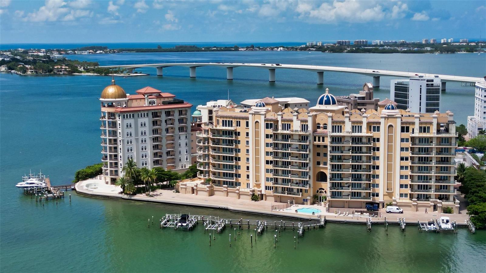 LA BELLASARA - Residential