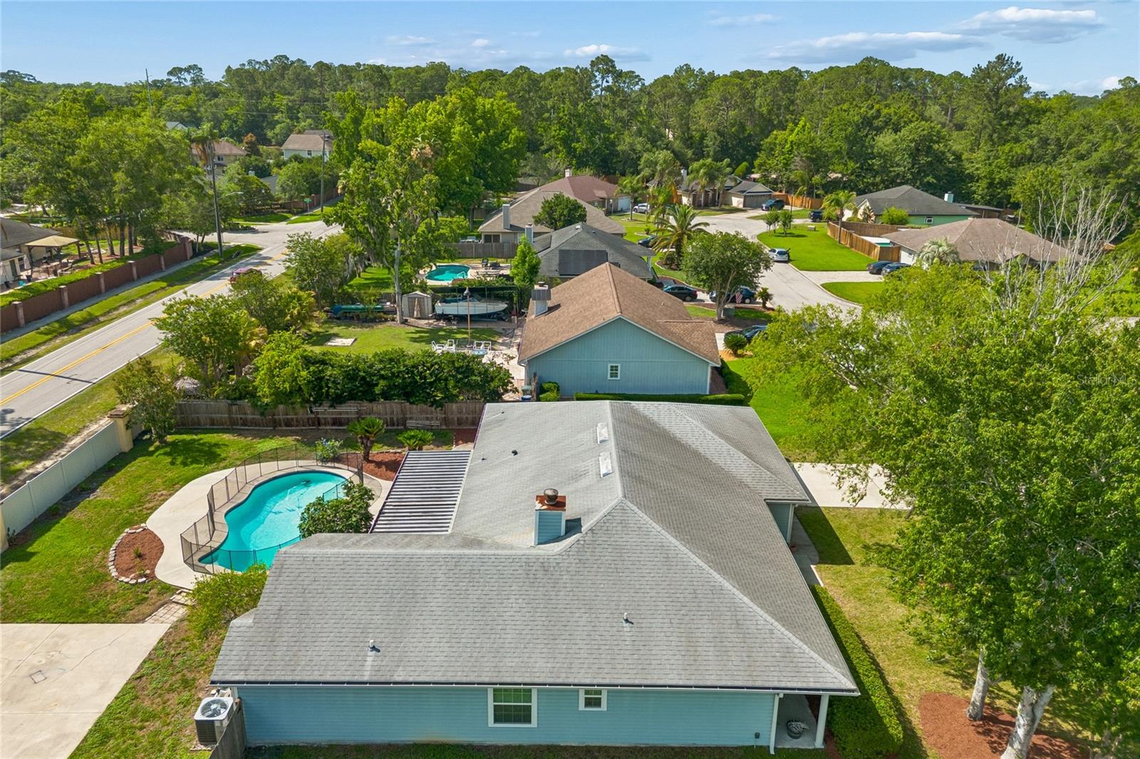 HOOD LANDING LAKES - Residential