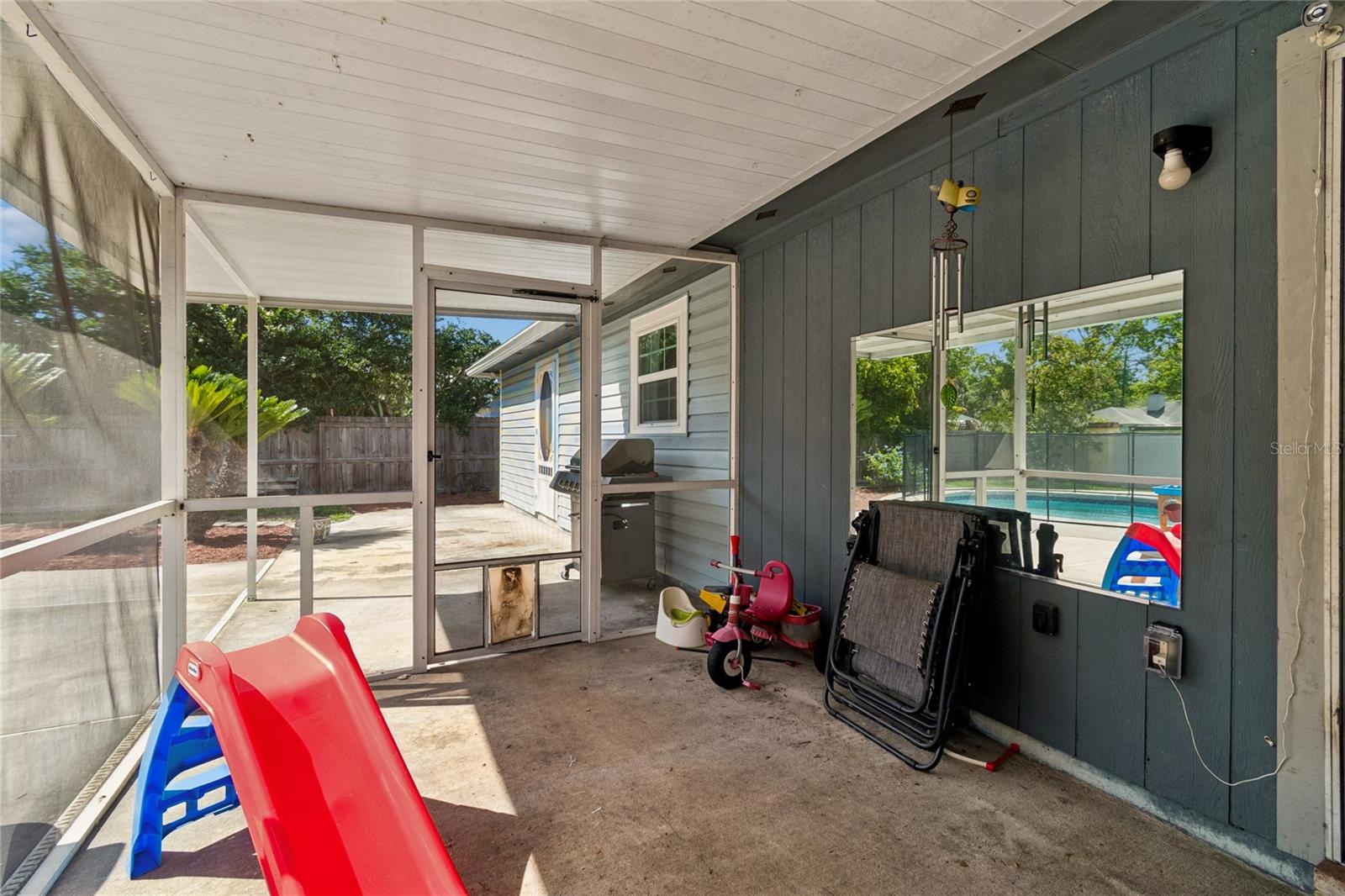 HOOD LANDING LAKES - Residential