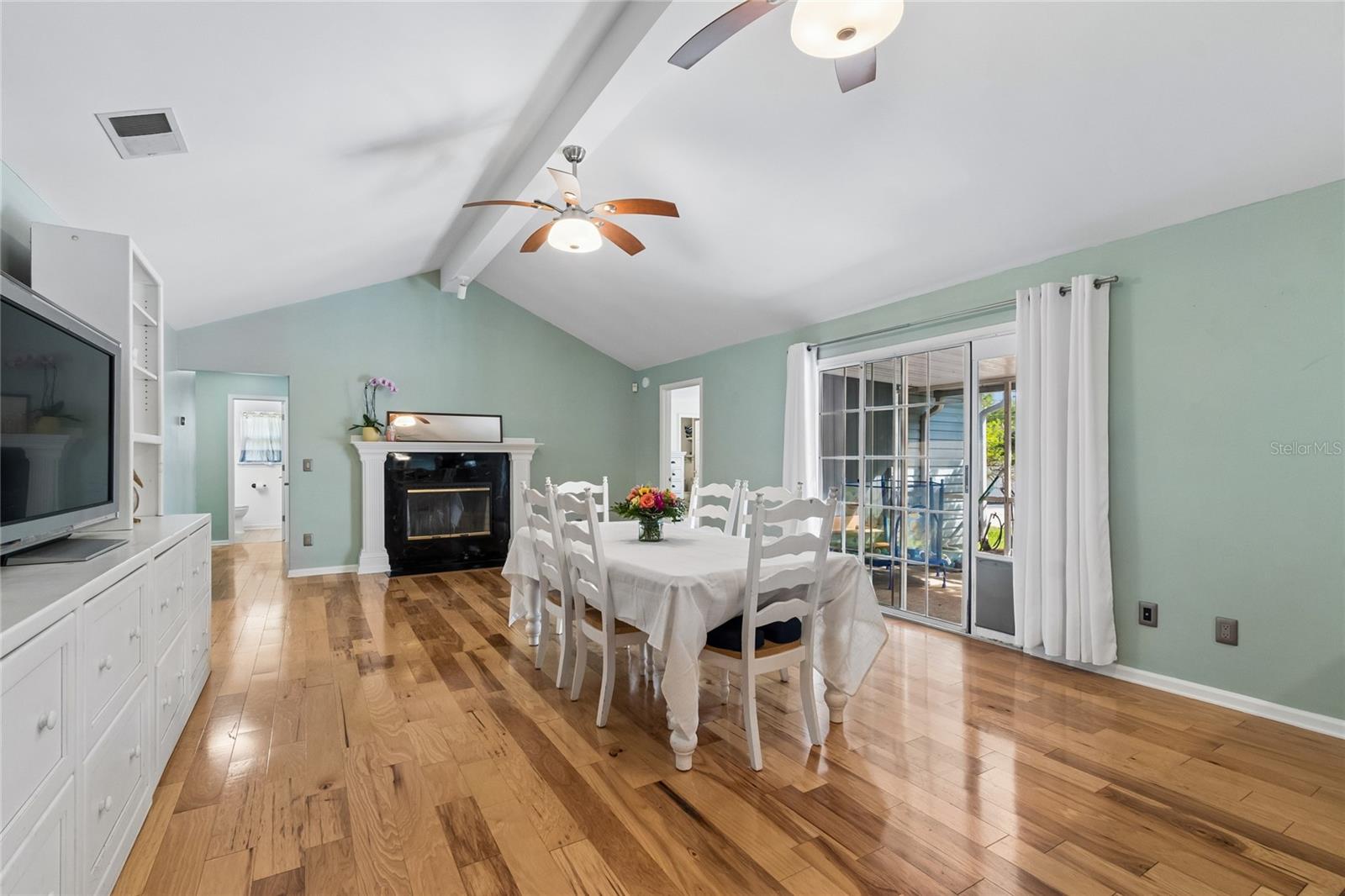 HOOD LANDING LAKES - Residential