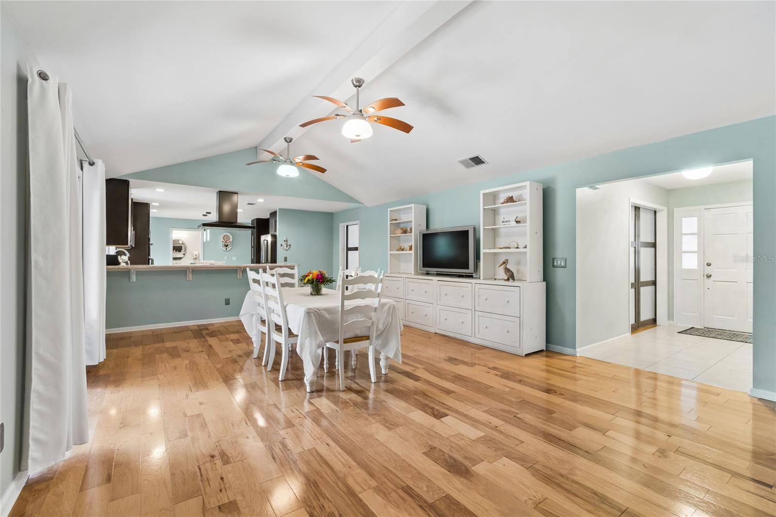 HOOD LANDING LAKES - Residential