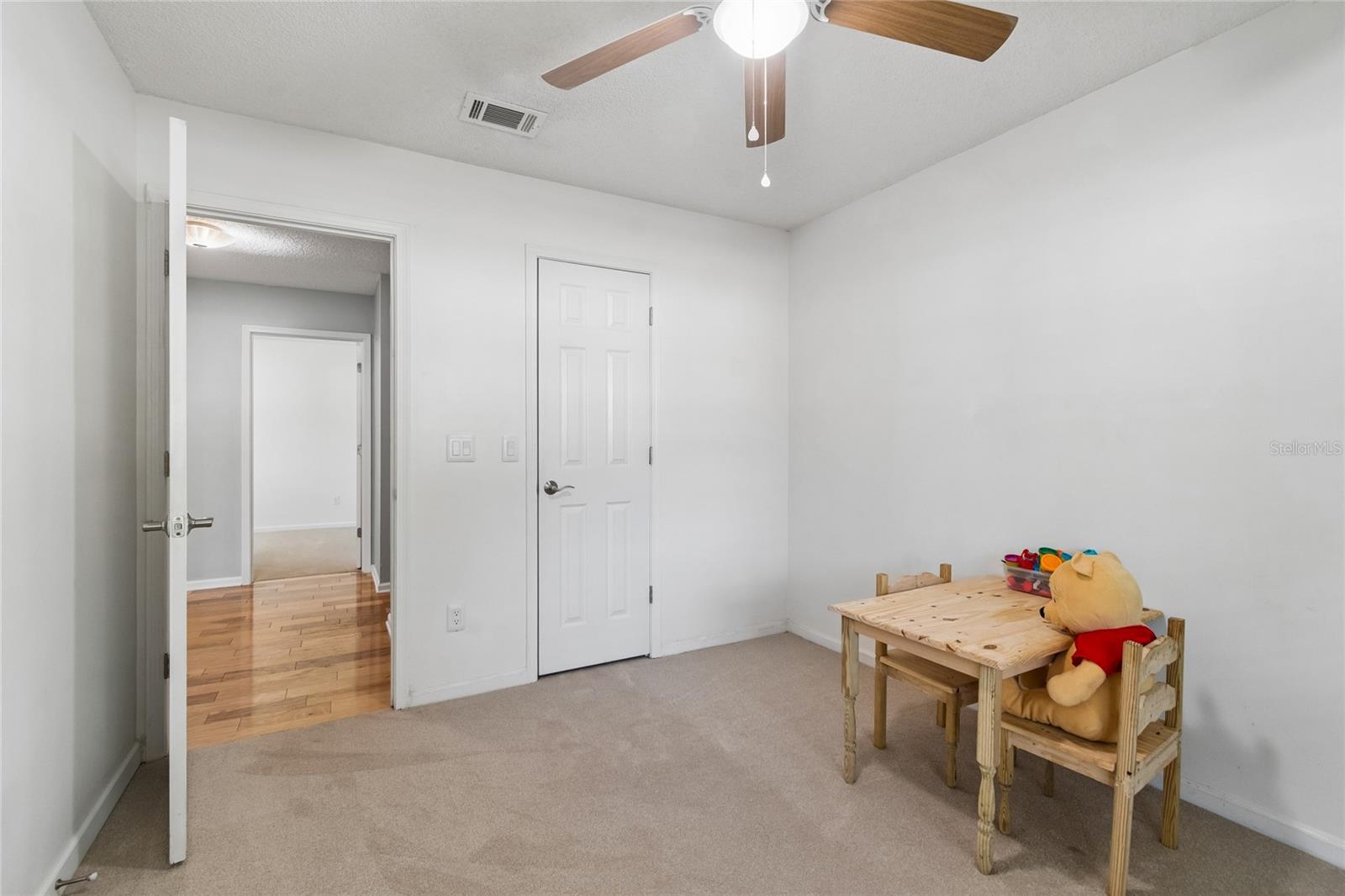 HOOD LANDING LAKES - Residential