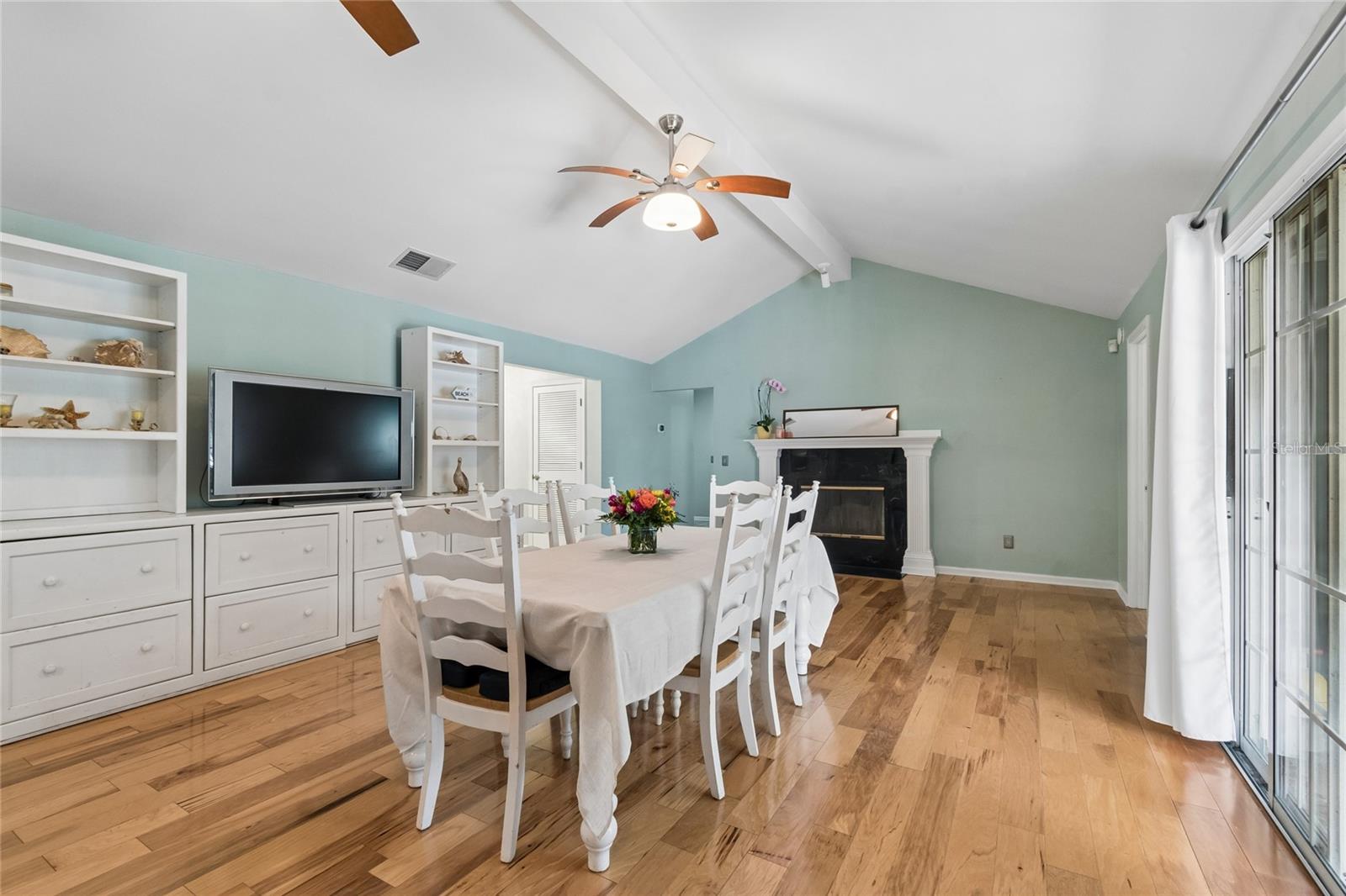 HOOD LANDING LAKES - Residential