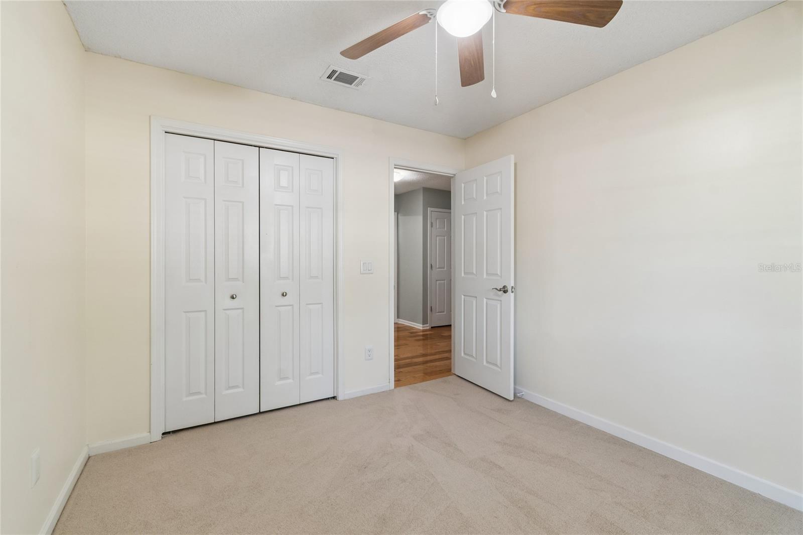 HOOD LANDING LAKES - Residential
