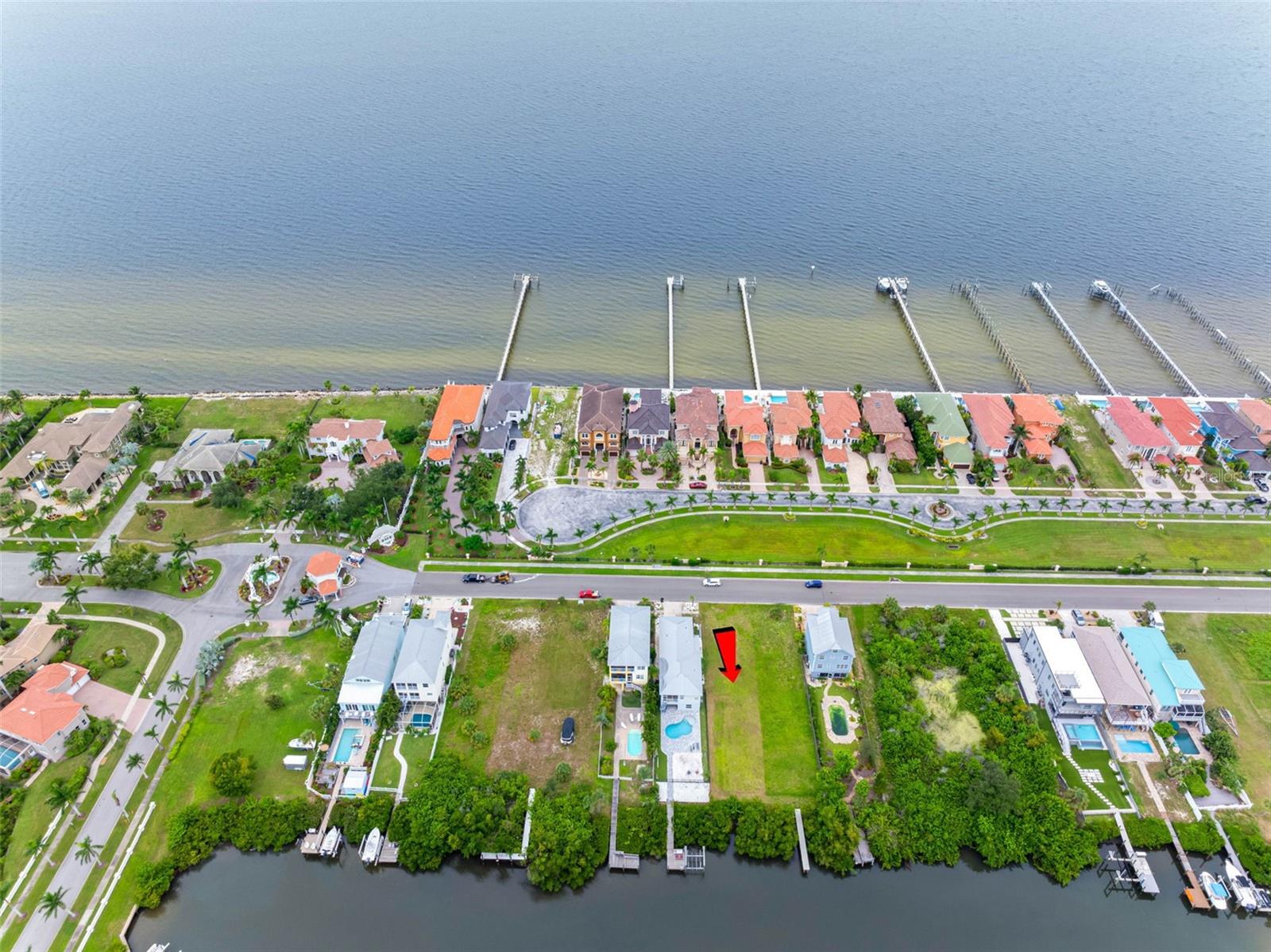 APOLLO KEY VILLAGE - Land