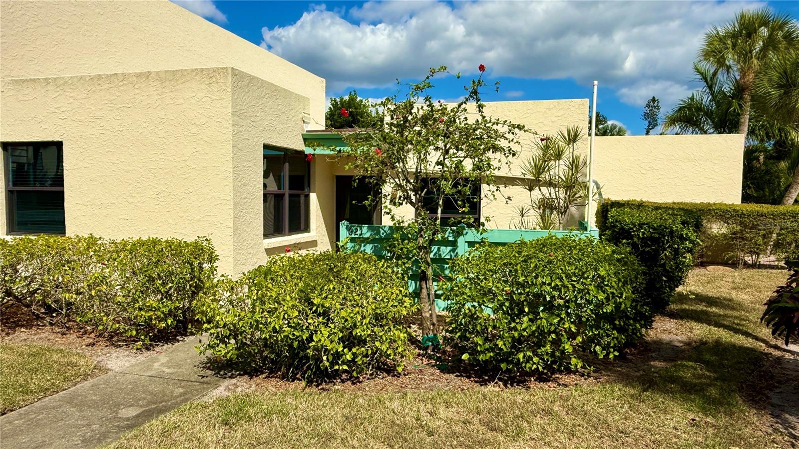 SPRING LAKES III - Residential