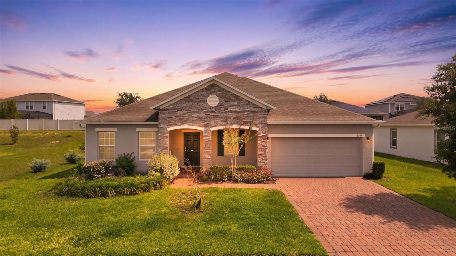 CARRIAGE HILL PH 2 101/47 LOT 73 - Residential