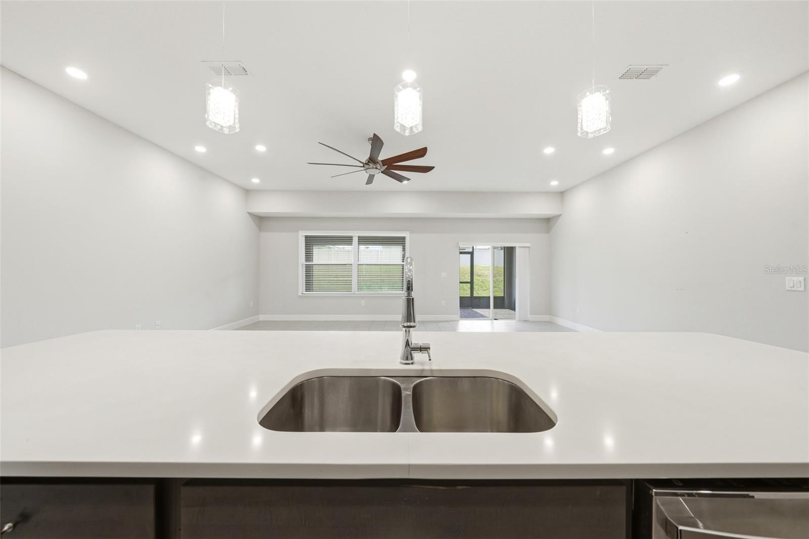 CARRIAGE HILL PH 2 101/47 LOT 73 - Residential