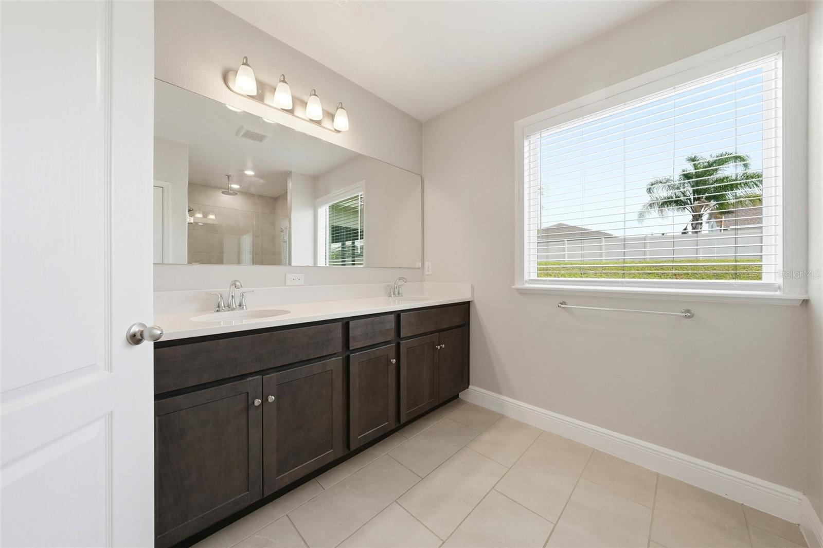 CARRIAGE HILL PH 2 101/47 LOT 73 - Residential