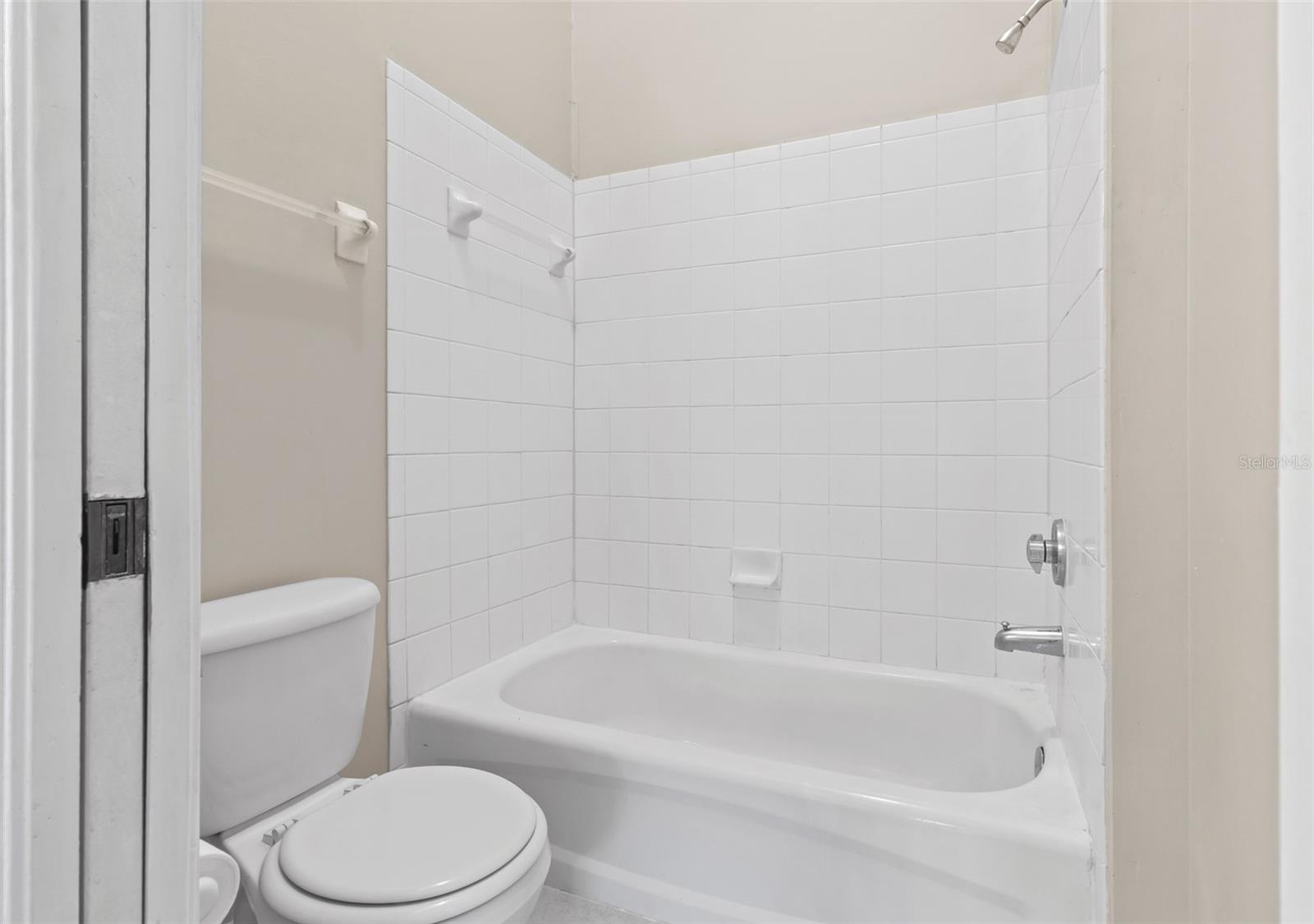 HP/THE LINKS - Residential Lease