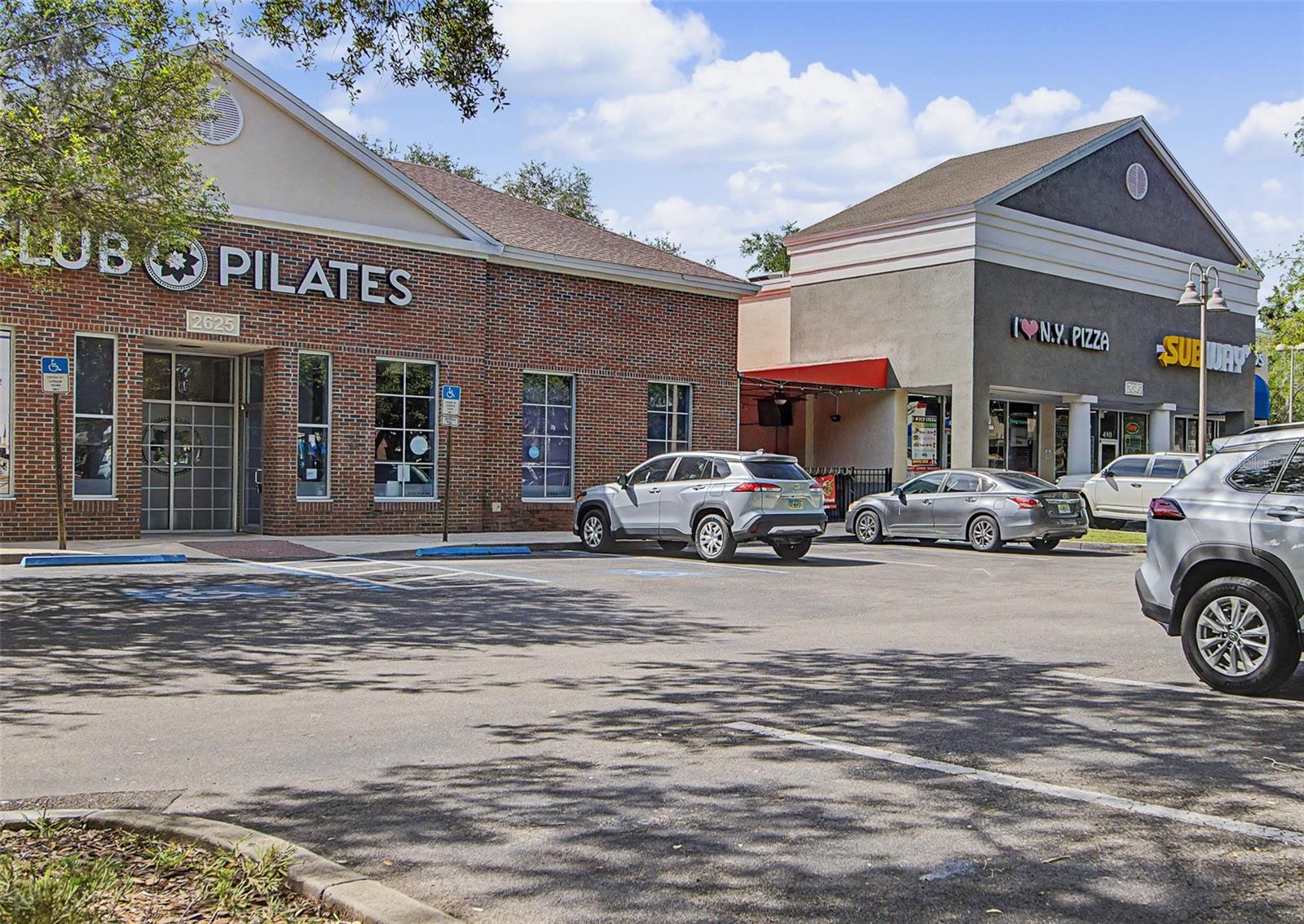 HP/THE LINKS - Residential Lease