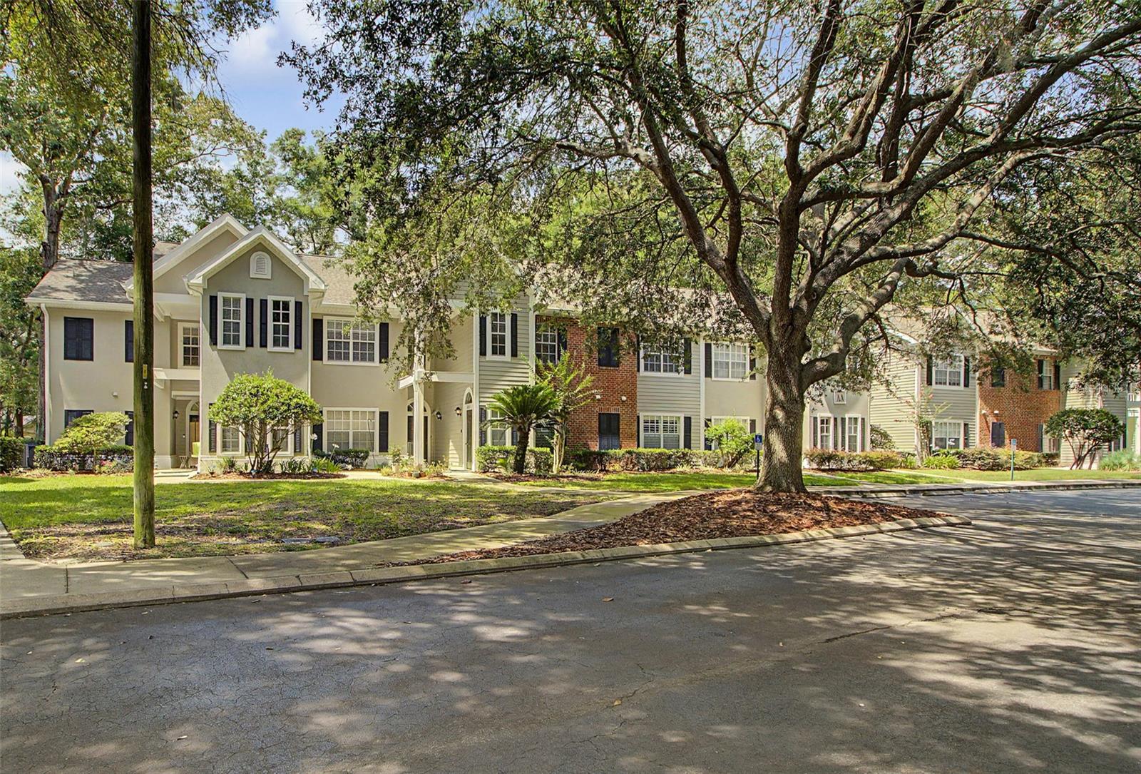 HP/THE LINKS - Residential Lease