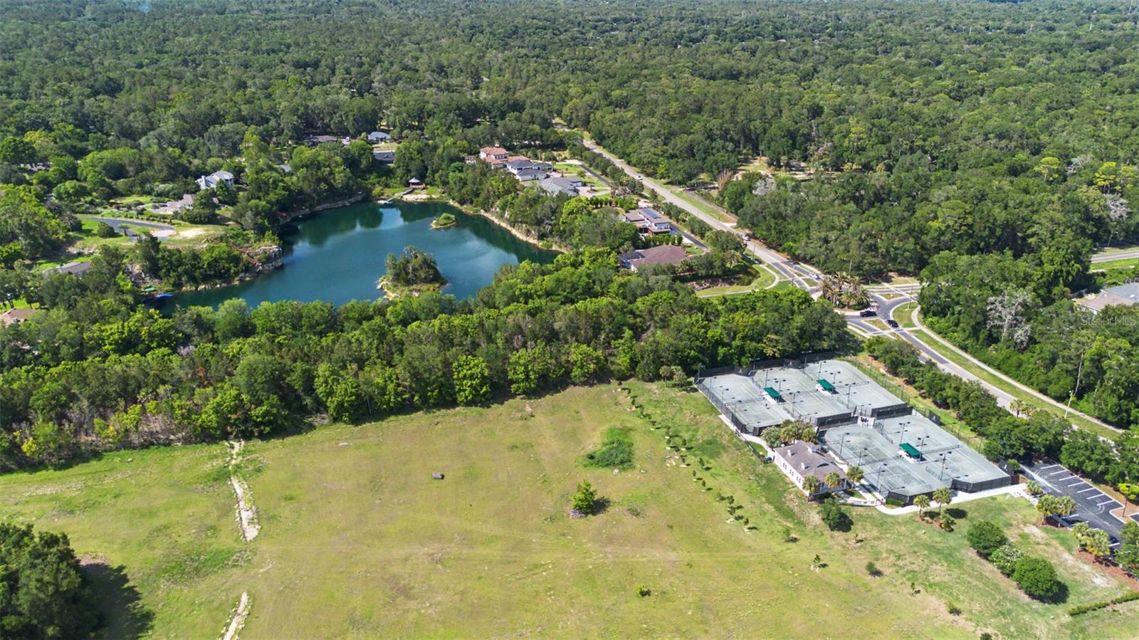 HP/THE LINKS - Residential Lease